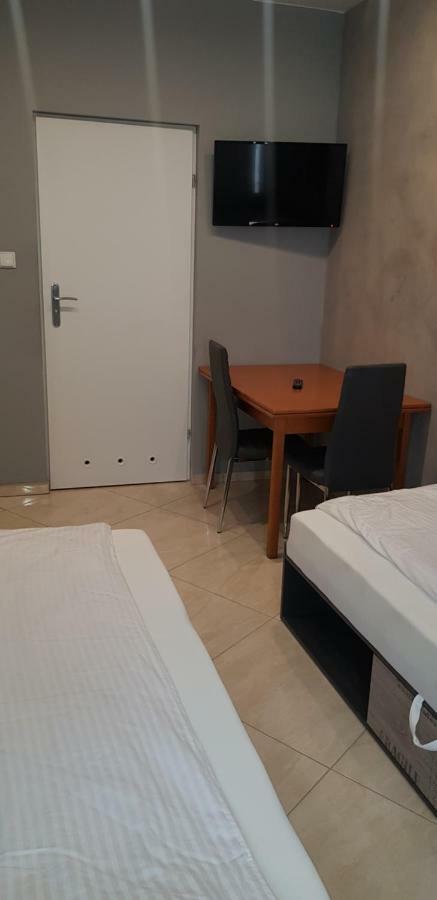 Apartamenty Bednarska 2A Gliwice Esterno foto